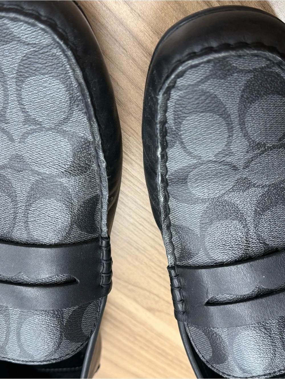 Coach Liam Driver, a refined slip-on loafer - Picture 5 of 6